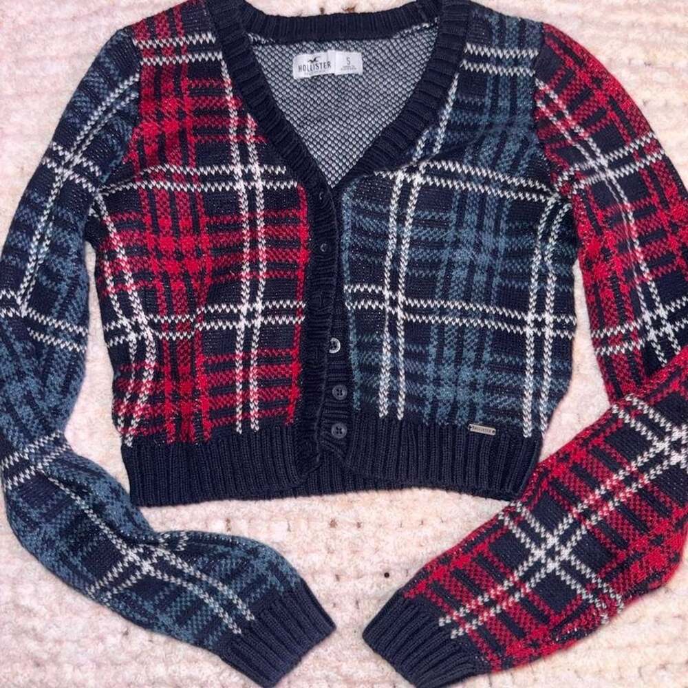 Hollister Plaid Cropped Cardigan Sweater Size S Red Navy Blue